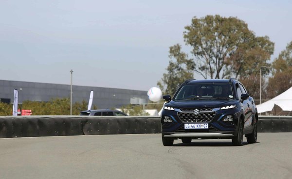 Can a Sequential Gearbox Be Retrofit into a Classic Porsche 911 for Faster Shifting?